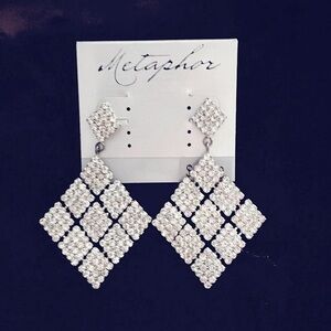 Metaphor Rhinestones diamond shaped earrings! Art deco style!